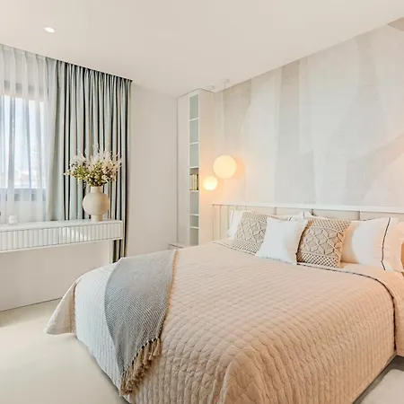 Apartment Higueron West Comfort And Luxury With Sea Views *