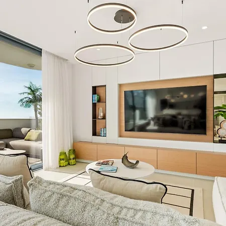 Апартаменти Higueron West Comfort And Luxury With Sea Views Фуенхірола